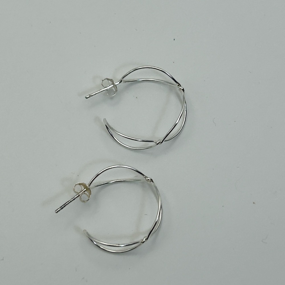 Sterling Silver Twisted Hoop Earrings Posts Stamped 925 Dainty 1" - Picture 6 of 9